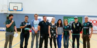 Ehrung von Vereinsmitgliedern für ihren Einsatz