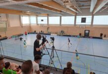 00094 Wahlleistung: Premium Handballtor Banner Sporthalle ENG