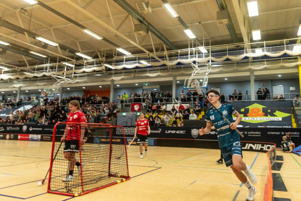Lutz Belcke trifft ins "Empty Net" (Foto: Andreas Klüppelberg)