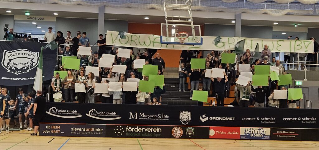 Choreo der DJK-Ultras (Foto: Sebastian Mainka)