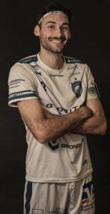 #8 Nils Hofferbert, Kapitän der DJK
