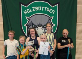Team Schweiz gewinnt die DJK interne Mixed-Cup Floorball WM