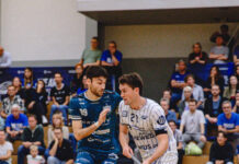 Sechs Punkte im Gepäck: DJK macht perfektes Wochenende im Osten klar – Erstes Heimspiel am Sonntag Kapitäne unter sich: Nils Hofferbert und Hannes Langenstraß (Foto: Floor Fighters Chemnitz)