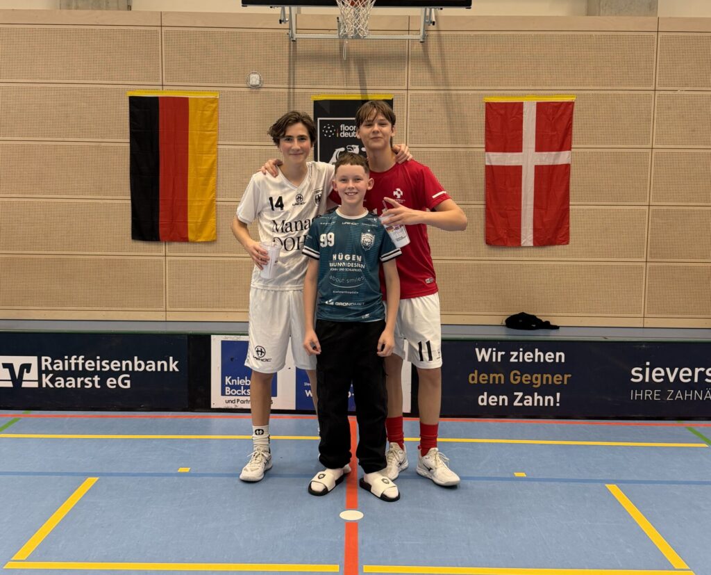 MVP-Auszeichnung (Foto: Floorball Dänemark)